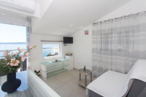 Apartments Bandi�� - 30 meters to the beach